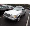 Image 1 : 1994 Mercedes-Benz E320