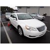 Image 2 : 2013 Chrysler 200