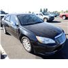 Image 2 : 2013 Chrysler 200