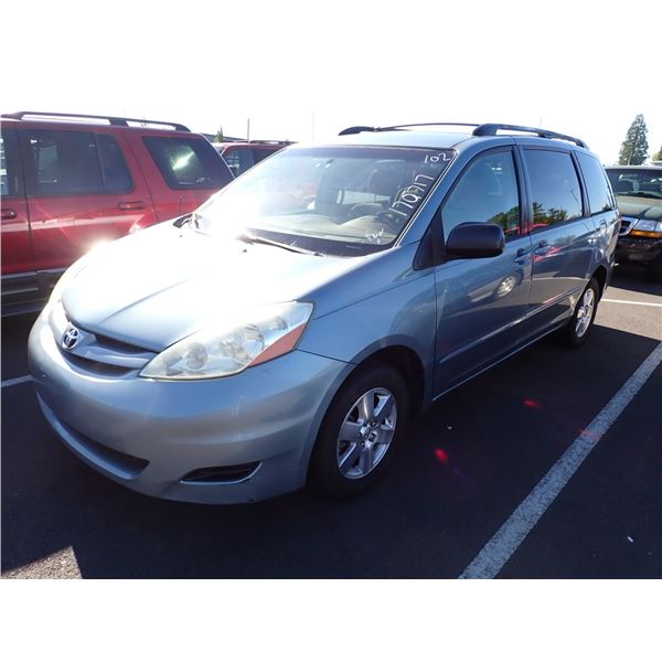 2006 Toyota Sienna