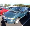 Image 1 : 2000 Chrysler Voyager