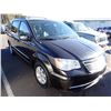 Image 2 : 2012 Chrysler Town and Country