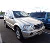 Image 2 : 2003 Mercedes-Benz ML350