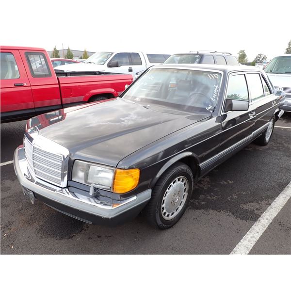 1989 Mercedes-Benz 420SEL