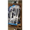Image 3 : 8 NEW GATE PULLS AND 7 NEW INSWING THUMB LATCH HANDLES
