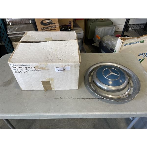 VINTAGE SET OF 4 MERCEDES HUB CAPS AND TRIM RINGS FOR 220B