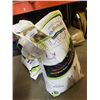 Image 2 : 3  20KG BAGS OF WUNDERCAT LITTER - 2 BAGS OPEN BUT ALMOST FULL, ONE SEALED/NEW