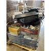 Image 2 : PALLET OF ASSORTED ESTATE TOOLS AND HARDWARE