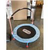 Image 2 : LTTLE TYKES TRAMPOLINE AND BASKETBALL HOOP
