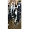 Image 1 : 2 WHEEL UPRIGHT DOLLY