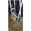 Image 2 : 2 WHEEL UPRIGHT DOLLY