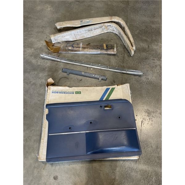 2 NEW OLD STOCK MERCEDES BUMBER, DOOR PANEL ETC