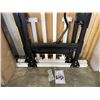 Image 2 : NORTHERN LIGHTS SQUAT RACK WITH PULL UP BAR, COMPLETE WITH HARDWARE