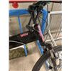 Image 4 : BLACK MONTAGUE BIKE