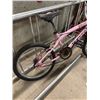 Image 3 : PINK RAZOR BIKE