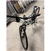 Image 3 : WHITE CCM BIKE