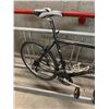 Image 2 : GREY ARASHI BIKE