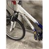 Image 2 : WHITE NAKAMURA BIKE