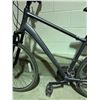Image 2 : GREY DIAMONDBACK BIKE