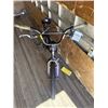 Image 2 : BLACK BMX BIKE