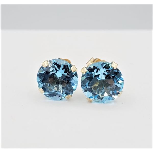 10KT YELLOW GOLD NATURAL BLUE TOPAZ 6MM EARRING, RETAIL $400.00.