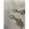 Image 2 : VINTAGE STERLING SILVER MOON STONES DANGLING PAIR OF EARRINGS