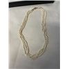 Image 2 : VINTAGE TRIPLE STRAND FRESHWATER PEARL NECKLACE WITH FILIGREE CLASP