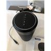 Image 2 : MAGNAVOX SPEAKER WITH CHARGER AND SMART HUB
