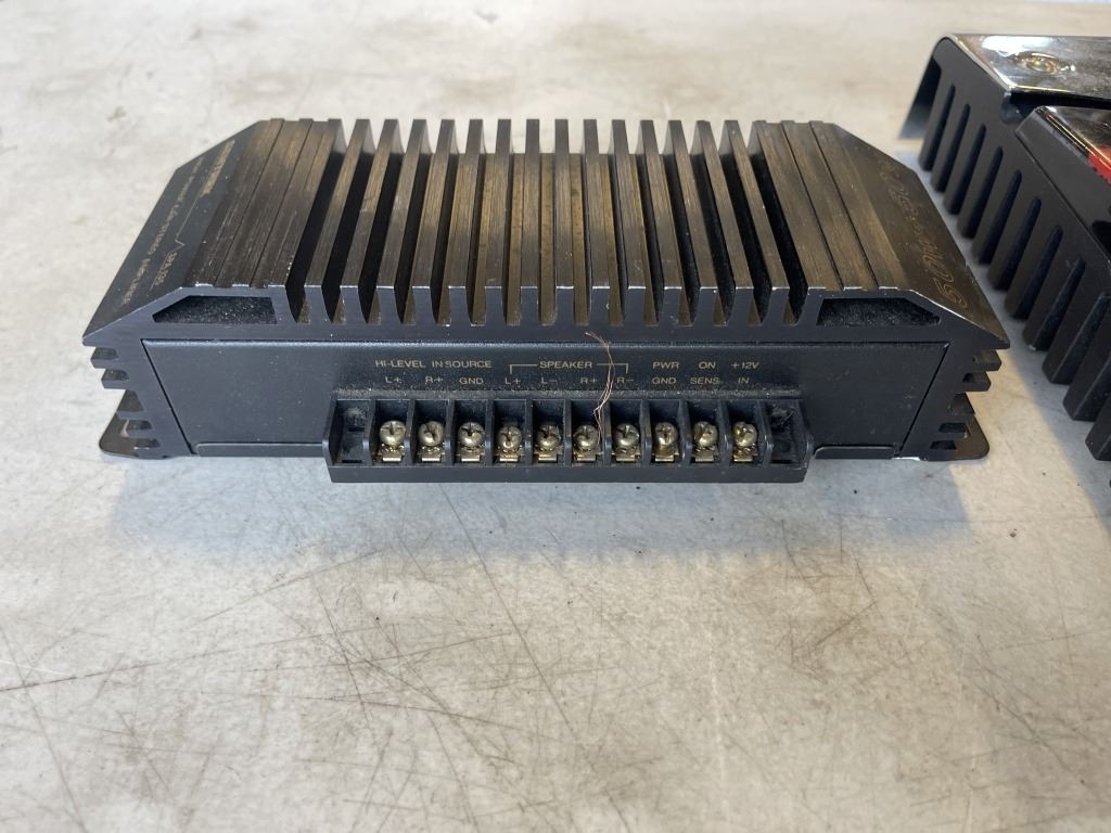 ROCKFORD FOSGATE 12V 200WATT AND SENTREK 100 WATT AMPLIFIERS