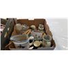 Image 2 : 2 BOXES OF ASSORTED HOUSEHOLD AND COLLECTIBLES