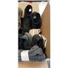 Image 3 : BOX OF VARIOUS SIZE FOOTWEAR