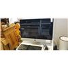 Image 1 : 27 INCH APPLE IMAC MODEL A1312 , WITH KEYBOARD AND MOUSE, RESET AND READY TO USE