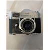 Image 2 : VINTAGE KODAK RETINA REFLEX III 35MM CAMERA