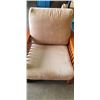 Image 3 : 3PC MODERN MISSION OAK STYLE SOFA, LOVESEAT AND CHAIR, IN GOOD CLEAN CONDITION