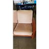 Image 7 : 3PC MODERN MISSION OAK STYLE SOFA, LOVESEAT AND CHAIR, IN GOOD CLEAN CONDITION