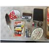 Image 2 : TRAY OF COLLECTIBLES INCLUDING VINTAGE HOT WHEEL