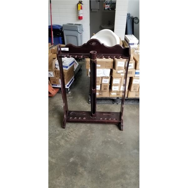 POOL CUE RACK