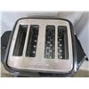 Image 2 : TOASTMASTER FOUR SLICE STAINLESS STEEL TOASTER