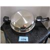 Image 5 : STAINLESS STEEL POT & LID (APPROX. 10.5"D)