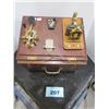 Image 3 : ANTIQUE:  TELEGRAPH MACHINE WITH 2 BATTERIES