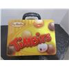 Image 1 : COLLECTABLE:  TIMBITS TIN/LUNCH BOX (APPROX 9"L X 7"W X 3/5" H)