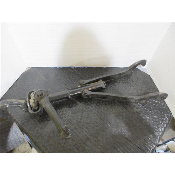 COLLECTABLE:  WAGON WHEEL WRENCH