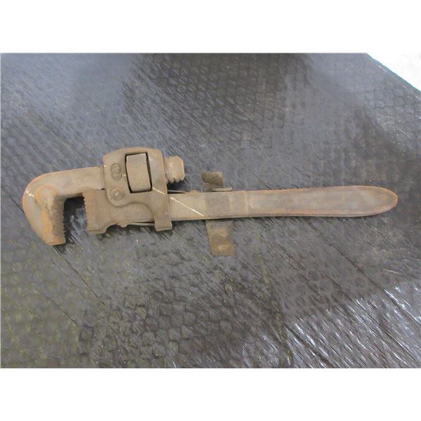 ANTIQUE:  14"PIPE WRENCH SET (MADE IN WEST GERMANY)