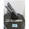 Image 5 : KNIFE BLOCK C/W 17 ASSORTED KNIVES