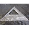 Image 4 : ALUMINUM SQUARE & 2 - 9" LEVELS