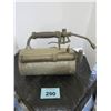 Image 2 : ANTIQUE:  GAS TORCH C/W PUMP