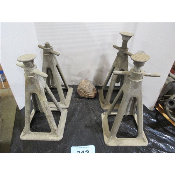 4 JACK STANDS