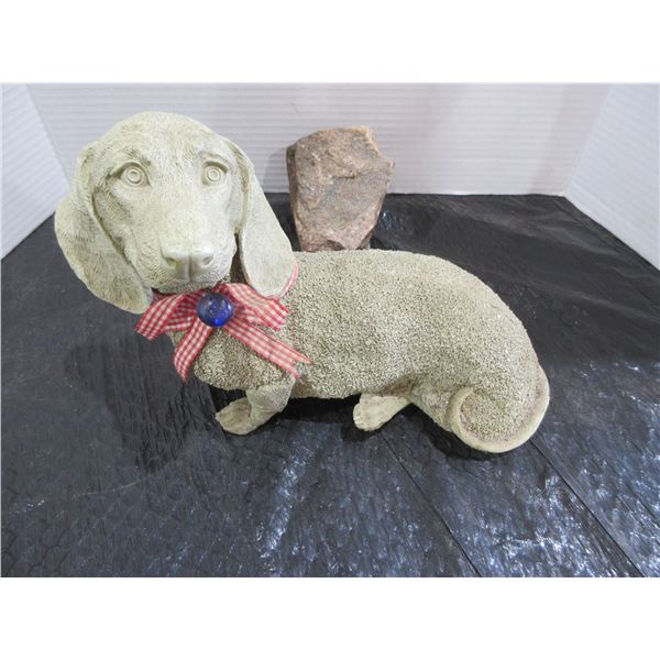 PUPPY GARDEN ORNAMENT (APPROX. 12"L X 8"H)