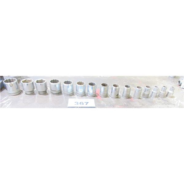 3/8" - 1 1/4" (1/2" DRIVE) SK SOCKETS - 15 PIECES