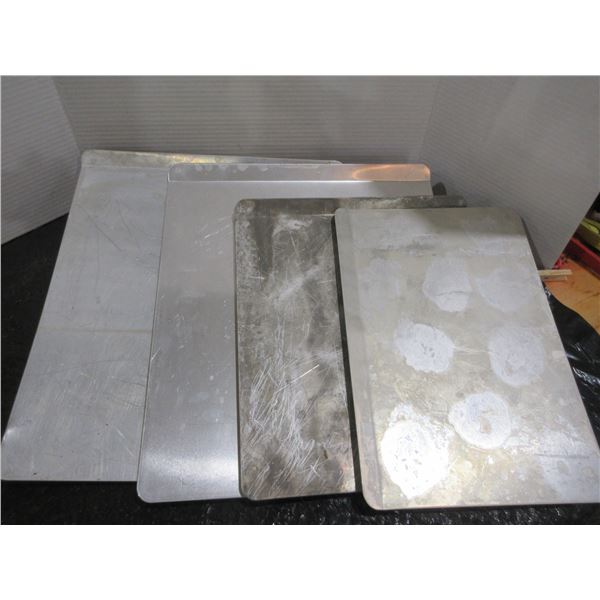 4 - AIR BAKE COOKIE SHEETS